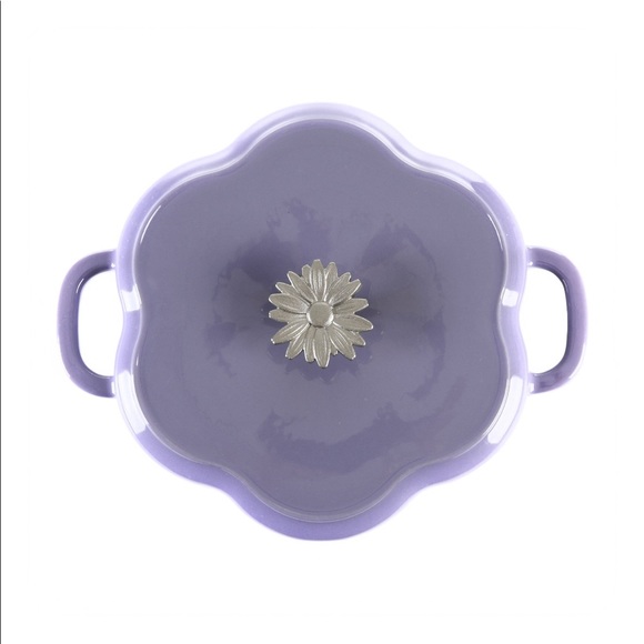 The Pioneer Woman Floral Shaped Dutch Oven - Picture 5 of 8